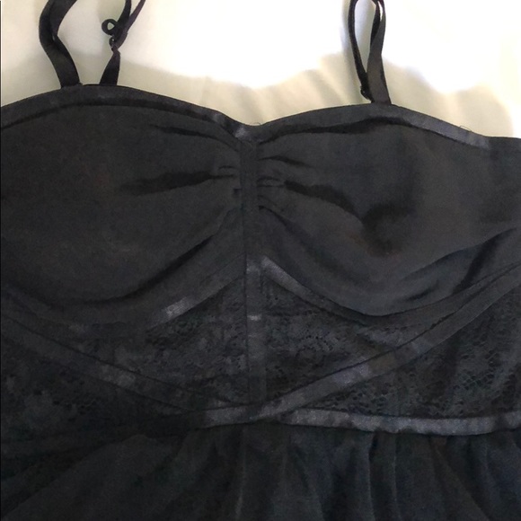 Black dress - Picture 2 of 4